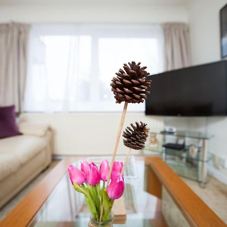 Guestready - Spacious 2Br Flat In Peaceful Hove Apartment Ngoại thất bức ảnh
